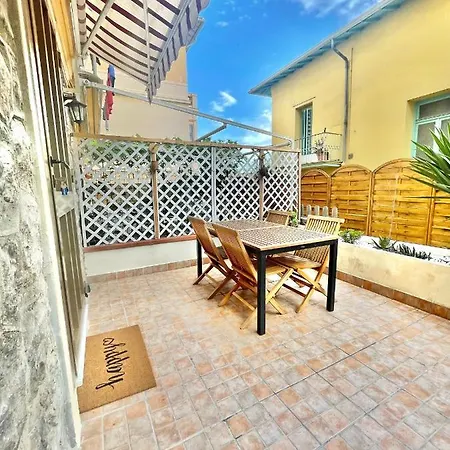 Appartement 30M2 Cosy Avec Terrasse Menton Exterior photo